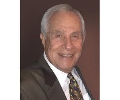 Paula Leone's Instagram, Twitter & Facebook