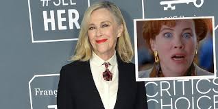 The actors include molly ringwald, julia louis dreyfus, chevy chase, steve martin, michael keaton and catherine o'hara. Catherine O Hara Recreates Iconic Home Alone Scene On Tiktok Watch