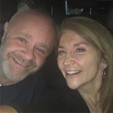 Night time home .... never a Cinderella #saturday  #home#myknightinshiningarmor #goodnight #keepitreal💯 #lifeofadentist @  Peel, Isle of Man