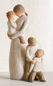 Angeltreestore Com Willow Tree Tenderness And Brothers Family Gathering Willow Tree Statues Willow Tree Family Willow Tree Figurines
