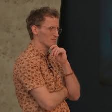 Werd er bij De Bondgenoten na een ongekende vechtpartij met spoed een rode  kaart uitgedeeld? - Lees meer 👇👇