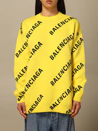 In 1946, the house of balenciaga launched its first perfume, and soon it attracted the same acclaim as the famous balenciaga couture pieces, which are today under the skillful guidance of creative. Balenciaga Pullover Damen Pullover Balenciaga Damen Gelb Pullover Balenciaga 657528 T3200 Giglio De