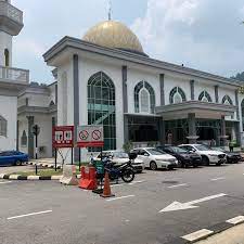 The cheapest way to get from masjid jamek lrt station to ukay perdana costs only rm 3, and the quickest way takes just 14 mins. Masjid Ukay Perdana Jalan Kelab Ukay Utama
