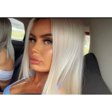 You bet giraffe these Pool Floatie Donuts are my all-time favourite  treats!🦒💕Swipe to check out the Toucan, Brontosaurus, and Rubber Ducky  donuts designs!🦕🐥💦 The Brontosaurus would also make a perfect Loch Ness,