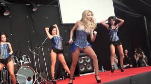 Andreea balan (born june 23, 1984) is a romanian singer. Andreea Balan Concert Siab 7 04 12 Medley Live Youtube