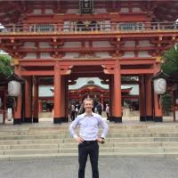 900+ "Espie" profiles