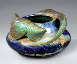 Zsolnay Vase Ovoide Aplati En Ceramique Decor En Haut Relief De Deux Poules Faisanes Emaux Polychromes Vert Metal Art Nouveau Pottery Lamp Porcelain Ceramics