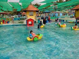 Temerloh adalah salah satu lokasi untuk makan hidangan istimewa tersebut. Kubang Gajah Mini Waterpark Temerloh Di Pahang Lokasi Mandi Manda Yang Sangat Menenangkan Untuk Mandi Manda Tempat Menarik