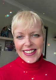 Top behaviours crushing your confidence in the competitive corporate  environment👇, 👎 relying