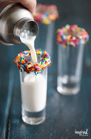 Birthday Cake Shot Recipe How To Make A Birthday Cake Shot In 2020 Birthday Cake Shots Cake Shots Birthday Cocktails