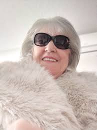 Circulaire Rossy :  https://www.circulaire-en-ligne.ca/circulaire-rossy/speciaux-promotions-rabais-semaine