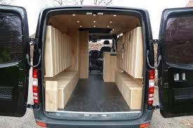 Mercedes Sprinter Camper Met Eiken Interieur Bedden Omhoog 1 Camper Interieur Camper Busjes Camper