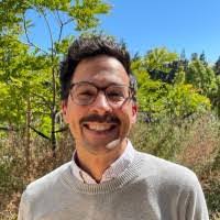 Tom Faust's Instagram, Twitter & Facebook