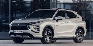 Most phevs are passenger cars, but there are also phev versions of commercial vehicles and vans, utility trucks, buses, trains, motorcycles, m. Mitsubishi Eclipse Cross Phev Kostet Ab 30 890 Euro Electrive Net