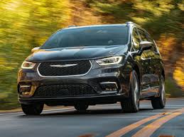 For 2021, the #chryslerpacifica is returning awd to the options list and introducing the newly updated #uconnect5 infotainment with a larger 10.1 touch screen. 2021 Chrysler Pacifica Awd Price Equal To 4 Sets Of Winter Tires