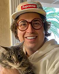 Casey Rosenberg's Instagram, Twitter & Facebook