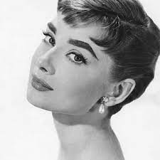 Audrey Hepburn Audreyhepburn Audrey Hepburn Photos Audrey Hepburn Pixie Audrey Hepburn Style