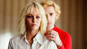 Knife + Heart (Un couteau dans le coeur) review