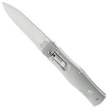 The blade is only sharpened on the primary edge. Predator Mikov Armes Bastille