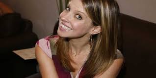 VH1 gives Jill Ritchie a chance to act her age — for a change