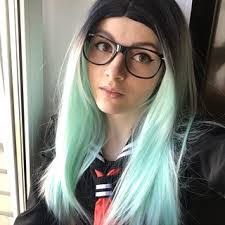 Diana Gilson's Instagram, Twitter & Facebook