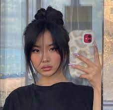 We list out 50 hairstyle variations which you can try. Her Insta W Dizi Follow For More 3 On We Heart It In 2021 Hair Styles Long Hair Styles Aesthetic Hair