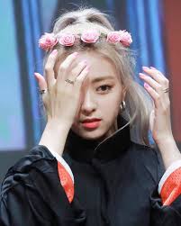 Pin Oleh Aiman Hanindityo Di Yuna Foto Teman