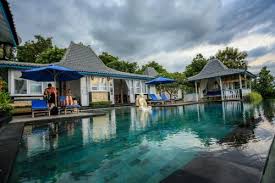 Kayumanis jimbaran private villa & spa is an exotic and idyllic retreat virtually hidden among the hypnotic sway of groves of coconut trees and the romantic embrace of the jimbaran bay nearby. The Kayu Manis Villa Spa Bali Price Address Reviews