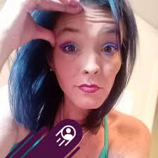 Amber Heaps's Instagram, Twitter & Facebook