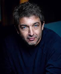 He works since he was a little boy, and has obtained with the years a remarkable evolution from soap opera gallant and tv. Pin By Adriana Letelier On Ricardo Darin Celebrities Male Actors People