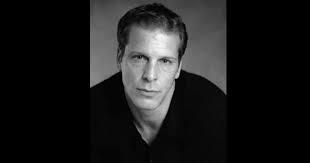 He has been married to arlene anne urichich since 1990. Ug6vcyozscrlzm