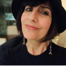 repost Marcella Detroit Hello all, sending you much love and best wishes. I  hope you're weathering this storm well and staying safe. Best wishes to you  for Passover as well 💜💜💜💜☮️🎼🙏🏻