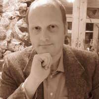 PDF) Strange Whims of Crest Fiends: Marketing Heraldry in the United  States, 1880-1980