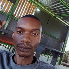 Which Audi headlights do you like best? 1. Audi RS6 2. Audi RS5 3. Audi R8  4. Audi S8 5. Audi RS7 6. Audi S4 Photo by @auditography #carlifestyle