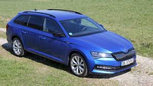 Škoda auto a.s., often shortened to škoda, is a czech automobile manufacturer founded in 1895 as laurin & klement and headquartered in mladá. Plug In Hybrid Von Skoda Der Superb Iv Im Test Heise Autos