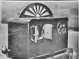 « personne d'autre ne sait mieux que moi aujourd'hui qu'une catastrophe n'arrive pas qu'aux autres, que la vie distribue ses drames. La Television Alliee De La Femme La Revue Des Medias