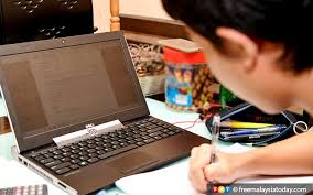 Syed saddiq umum beri bantuan laptop, makanan & pengangkutan vaksin, ramai nak jadi penduduk muar! No Excuse Not To Provide Students With Laptops Ppbm Rep Told Free Malaysia Today Fmt