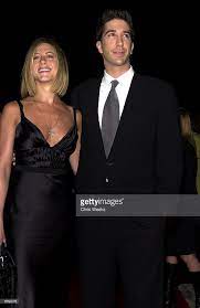 Fans of the sitcom friends were thrilled to watch the cast of six, including besties jennifer aniston and courteney cox, get together for a special episode. Friends Co Stars David Schwimmer And Jennifer Aniston Arrive At The Jennifer Aniston Jennifer Aniston Photos Friends Cast