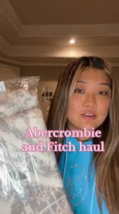 Queen Carson's Instagram, Twitter & Facebook