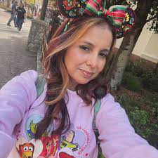 Did it rain today a Disneyland ? My weather app says no but seen someone  post it looking wet . Asking because I have reservations tomorrow seems  like it will be the