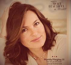 Worlds Most Beautiful Not A Drop Of Makeup I Never Tried To Live Up To Or Compete Wit Mariska Hargitay Law And Order Law And Order Special Victims Unit