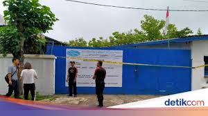 Sebanyak 9 lowongan kerja klaten dan yang berhubungan dengan loker klaten, rekrutmen klaten, peluang kerja klaten, peluang berkarir klaten loker mondrian klaten / gaji di pt mondrian klaten. Begini Kondisi Terkini Pabrik Garmen Di Klaten Yang Terbakar