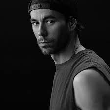 Enrique Iglesias Youtube