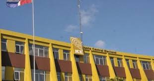 Jce Inicia Reclutamiento De Mas De 16 Mil Jovenes Para Trabajar En Proceso Electoral El 15 De Mayo Noticias Partidos Politicos Dia De La Independencia