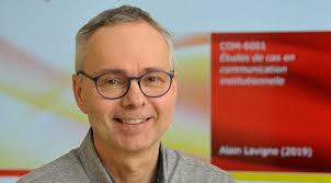 L'entrevue éclair avec...» Benoît Grenier, professeur d'histoire et grand  passionné de la Nouvelle-France