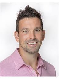 Chris Veale's Instagram, Twitter & Facebook