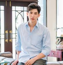 Cast สิบทิศ(พุฒ พุฒิชัย เกษตรสิน), พริกแกง(เอสเธอร์ สุปรีย์ลีลา), เท็ดดี้(ฮั่น อิสริยะ ภัทรมานพ), ชมพิงค์(โฟกัส จีระกุล), ธีสิส(กั้ง. à¹„à¸§à¸—