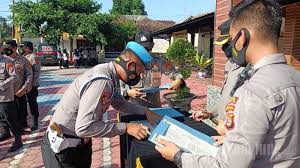 Termasuk di dalamnya adalah berbagai jamur, seperti jamur merang, jamur kuping dan jamur oncom. Https Lampung Tribunnews Com 2021 06 07 Hadiri Pembangunan Gereja Umar Ahmad Semoga Ini Menjadi Nilai Kebaikan Di Tulangbawang Barat Https Cdn 2 Tstatic Net Lampung Foto Bank Images Umar Ahmad Hadiri Pembangunan Gereja Jpg Bupati