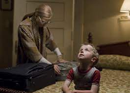 Dovrebbe morire il giorno dopo e invece più passa il tempo più ringiovanisce. Il Curioso Caso Di Benjamin Button 2008 Recensione Quinlan It