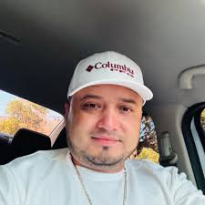 Edwin Najarro's Instagram, Twitter & Facebook